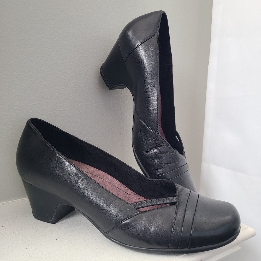 Clarks Active Air Pumps Women's Size 9M